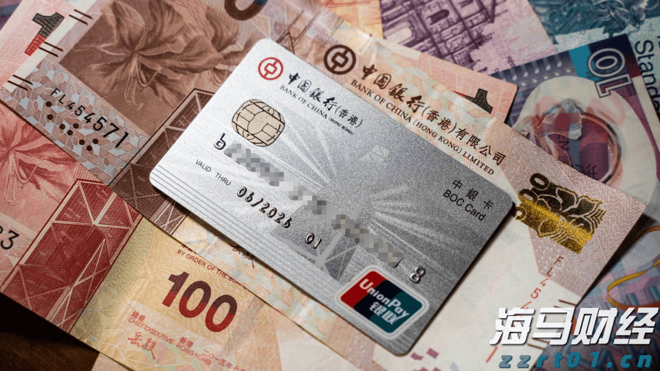 港珠澳大桥穿梭巴士恢复营运