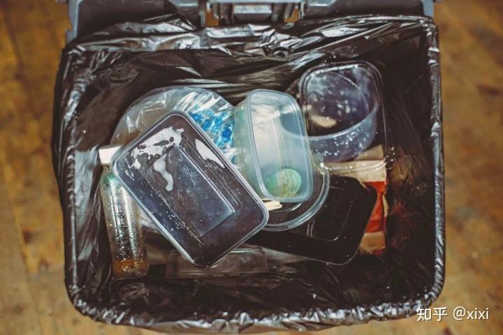 AMD计划将MI350系列AI芯片价格提高70%,股价随之上涨