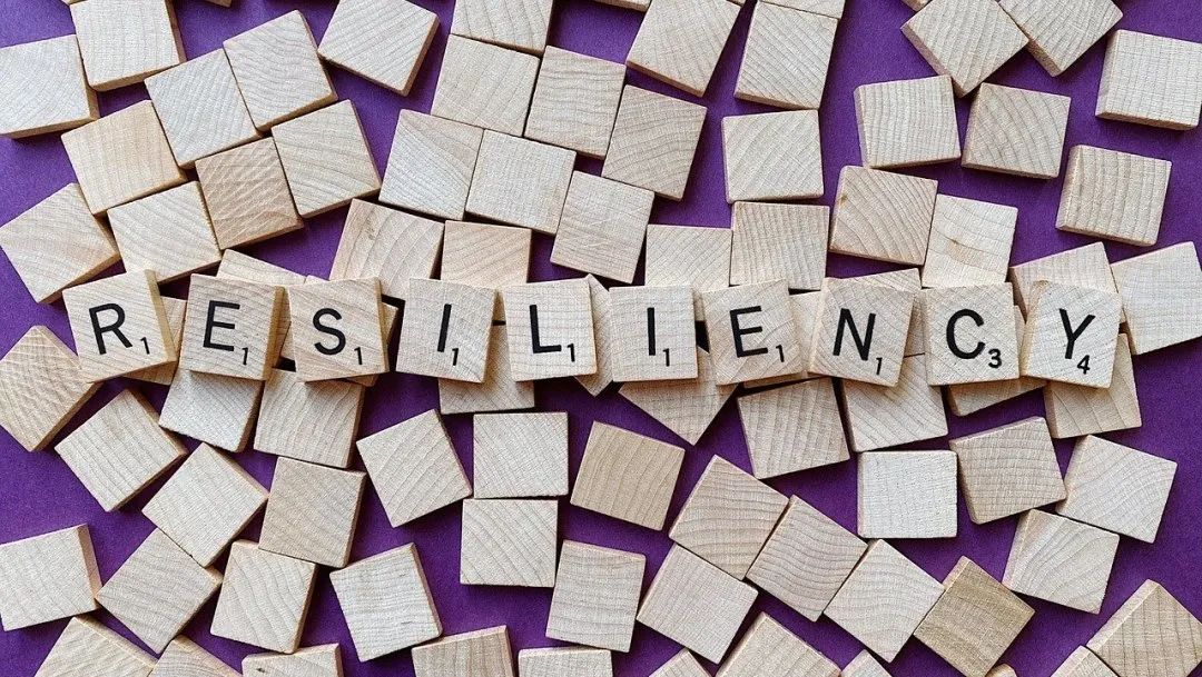 英伟达(NVDA.US)目标价提升至200美元！高盛看好业绩超预期，三大关键点待解