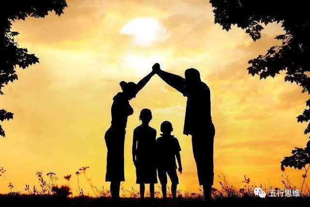 受强降雨和台风“杨柳”影响，深圳铁路部分列车停运→