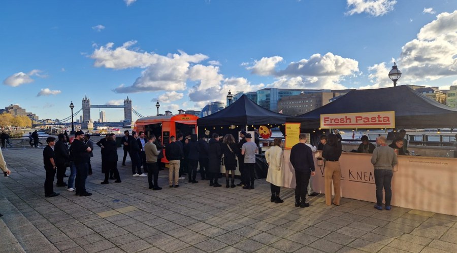 AI热潮推动能源成本飙升！美国最大电网电力费用创161亿美元新高