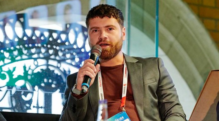 单个项目最高奖补5000万！广东“真金白银”支持AI和机器人产业发展